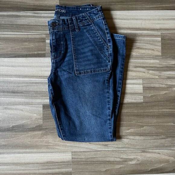 Maurices Jeans Size Medium - Picture 4 of 13